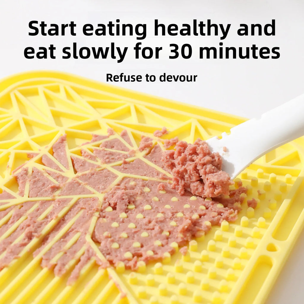 Silicone Slow Feeder Lick Mat for Dogs - size and feature view
